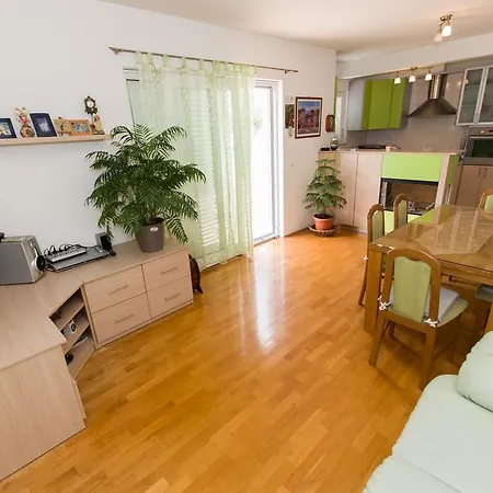 Apartment Drago Makarska